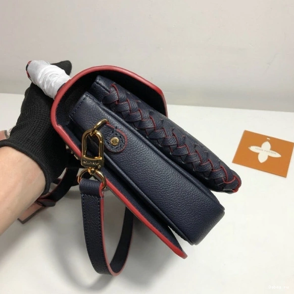 POCHETTE LOUIS VUITTON METIS 0806